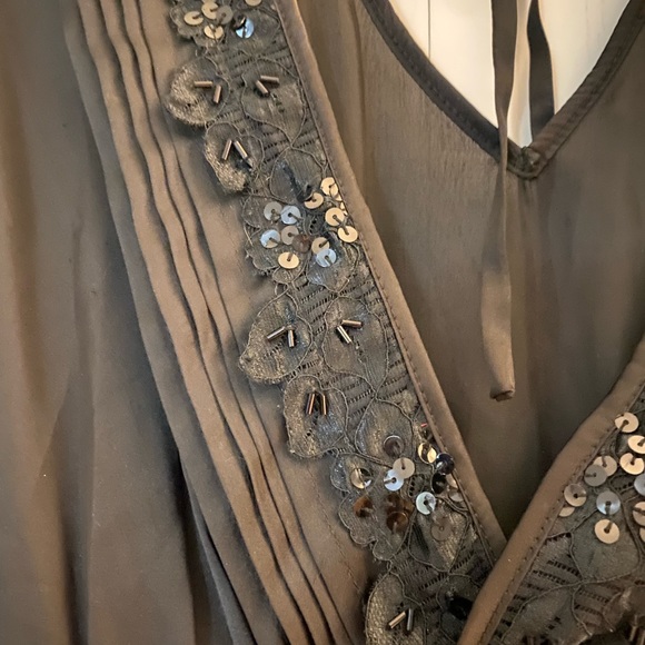 Black blouse  (BUNDLE & SAVE 15% OFF) - Picture 3 of 3